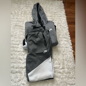 Men’s Nike Sweat Suit